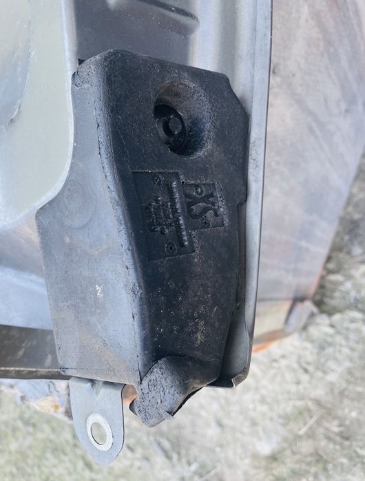 Шумоізоляція уплотнитель крыла Fiat Doblo opel combo вантажівок