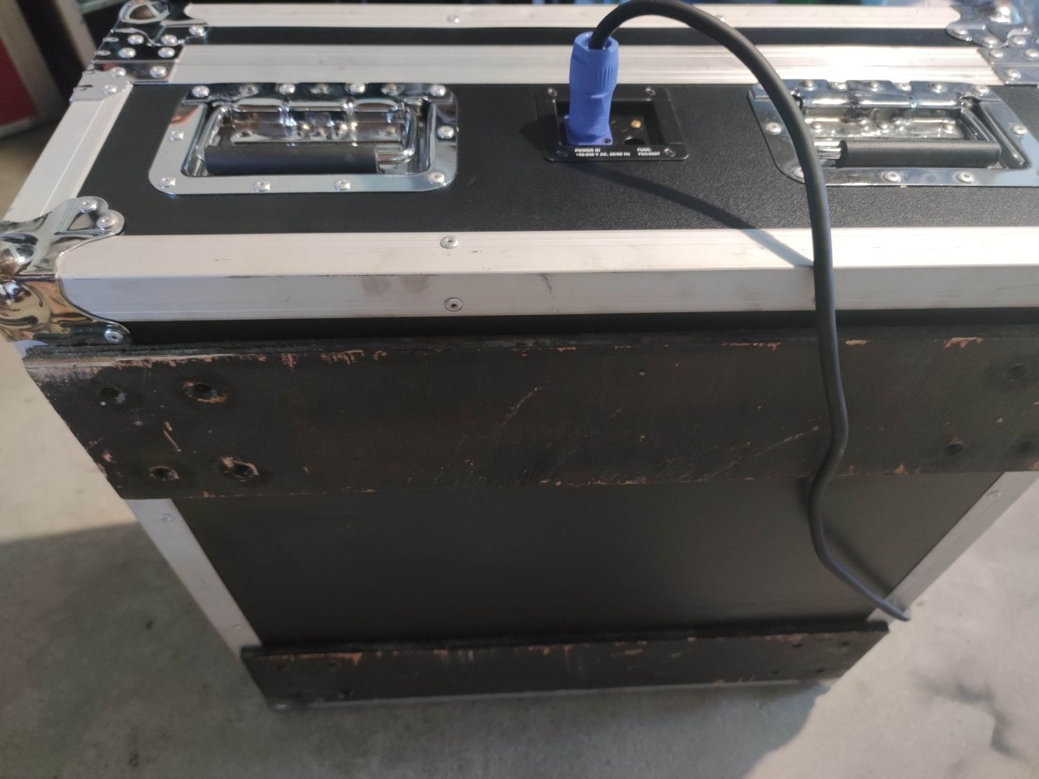 EVOLIGHTS AC PAR 115 RGBW IR 6 sztuk w case  par akumulatorowy