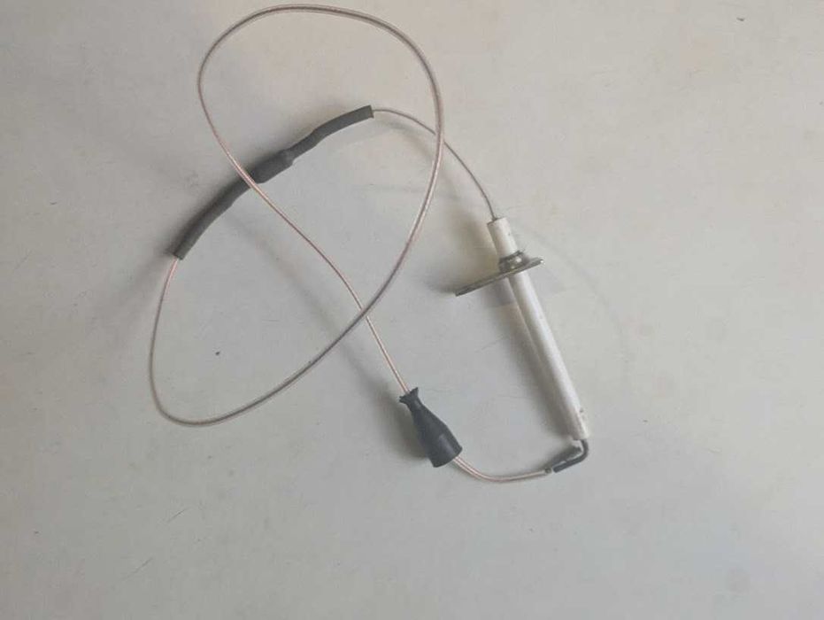 Электрод для газового котла, б/у, в рабочем состоянии