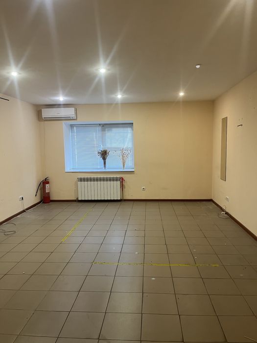 Здам 75м2 фасад, окремий вхід Бориспільська