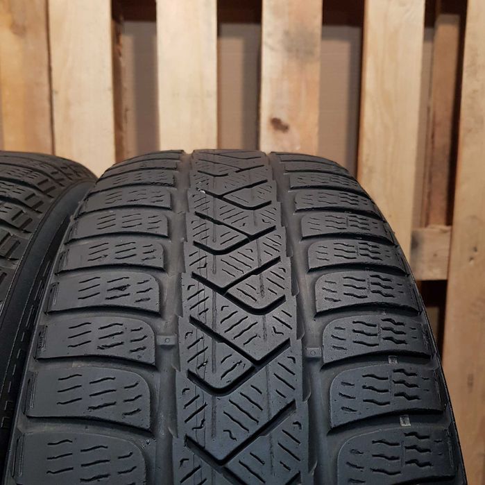Pirelli Sottozero 3 215/55/17 Шини Зимові (4шт) з Європи б/в Р17 компл