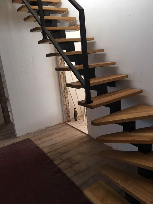 Сходи на замовлення