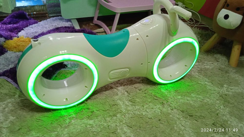 Продам Беговел TronBike TILLY GS-0020 з LED-підсвіткою, bluetooth