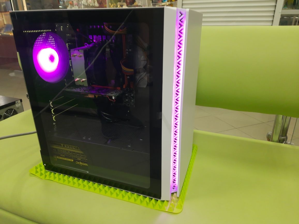 Игровой Компютер Xenom 2670 v3 16 gb ddr4 Radeon 2 gb ssd 512gb