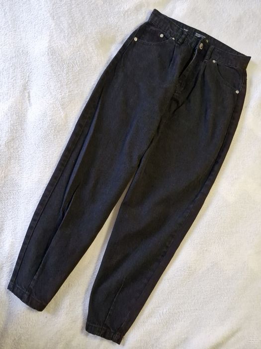 Светр, сарафан, джинси