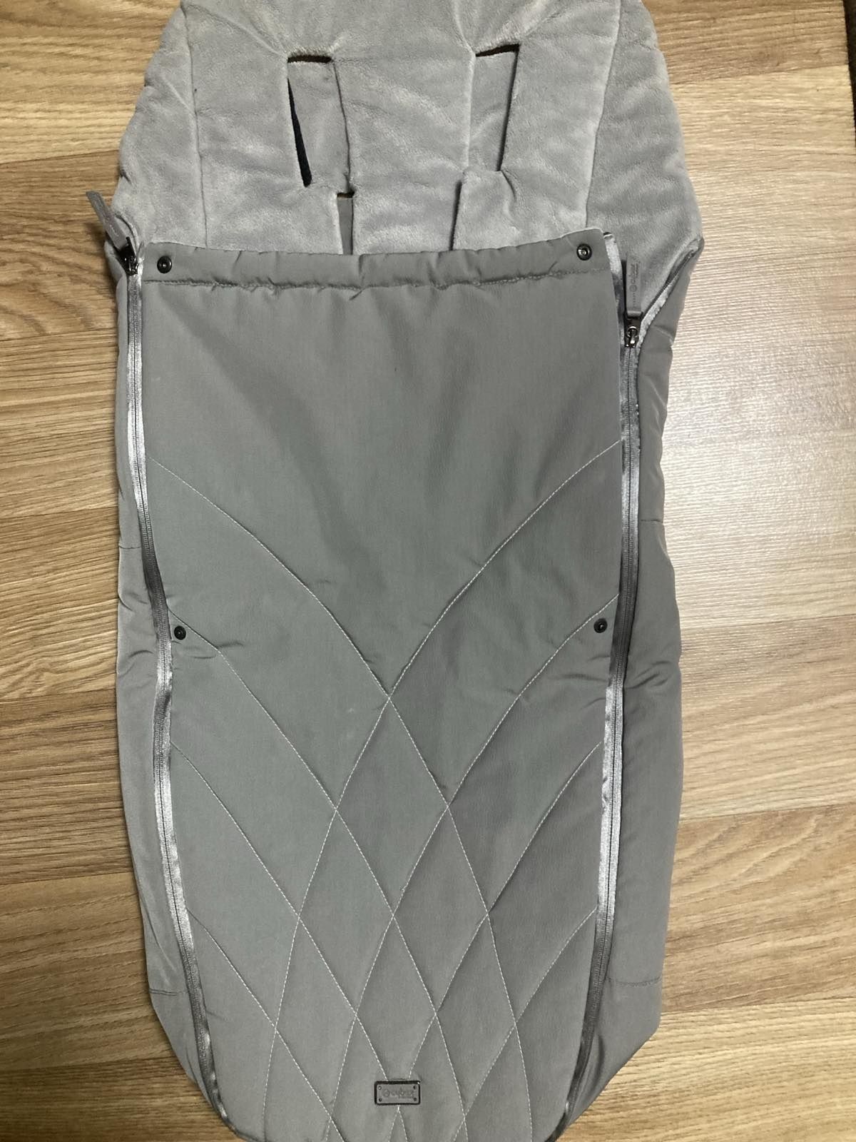 Cybex priam lux Mid Grey  Soho Grey Конверт, футмуф, Кокон