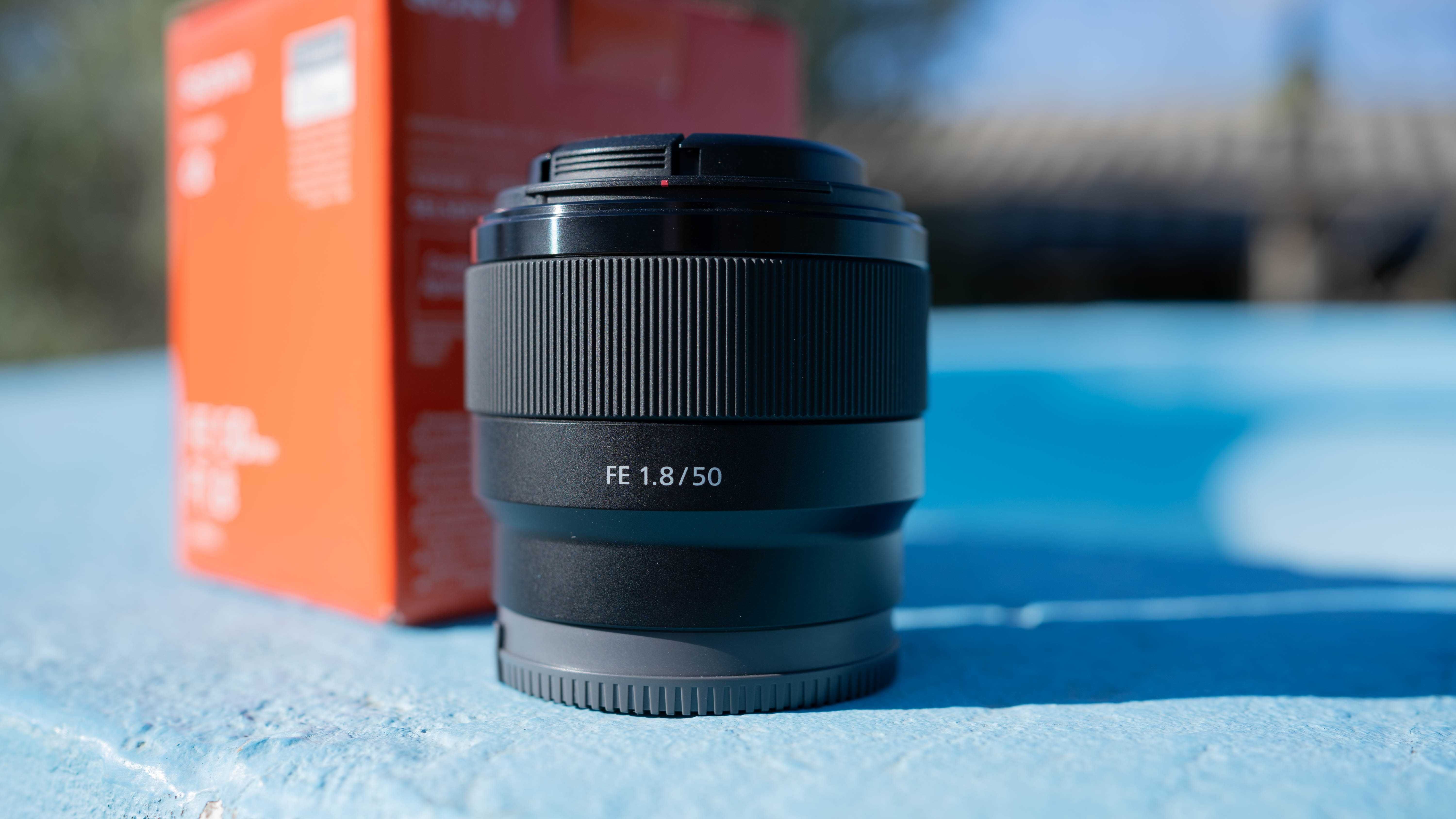 Objectiva SONY FE 50mm f/1.8
