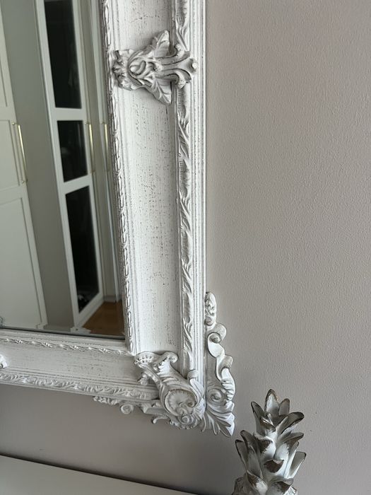 Espelho branco lacado trabalhado