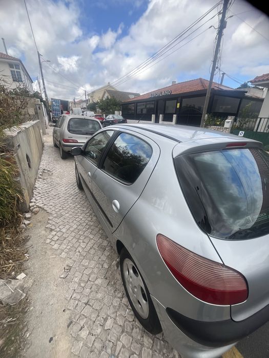 Peugeot 206 Bom estado