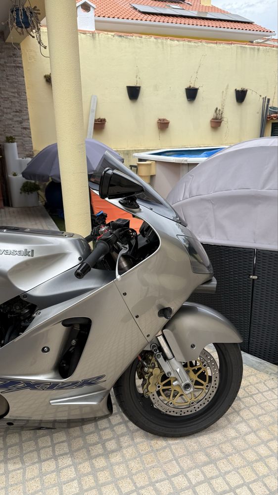 Kawasaki ninja ZX-12R