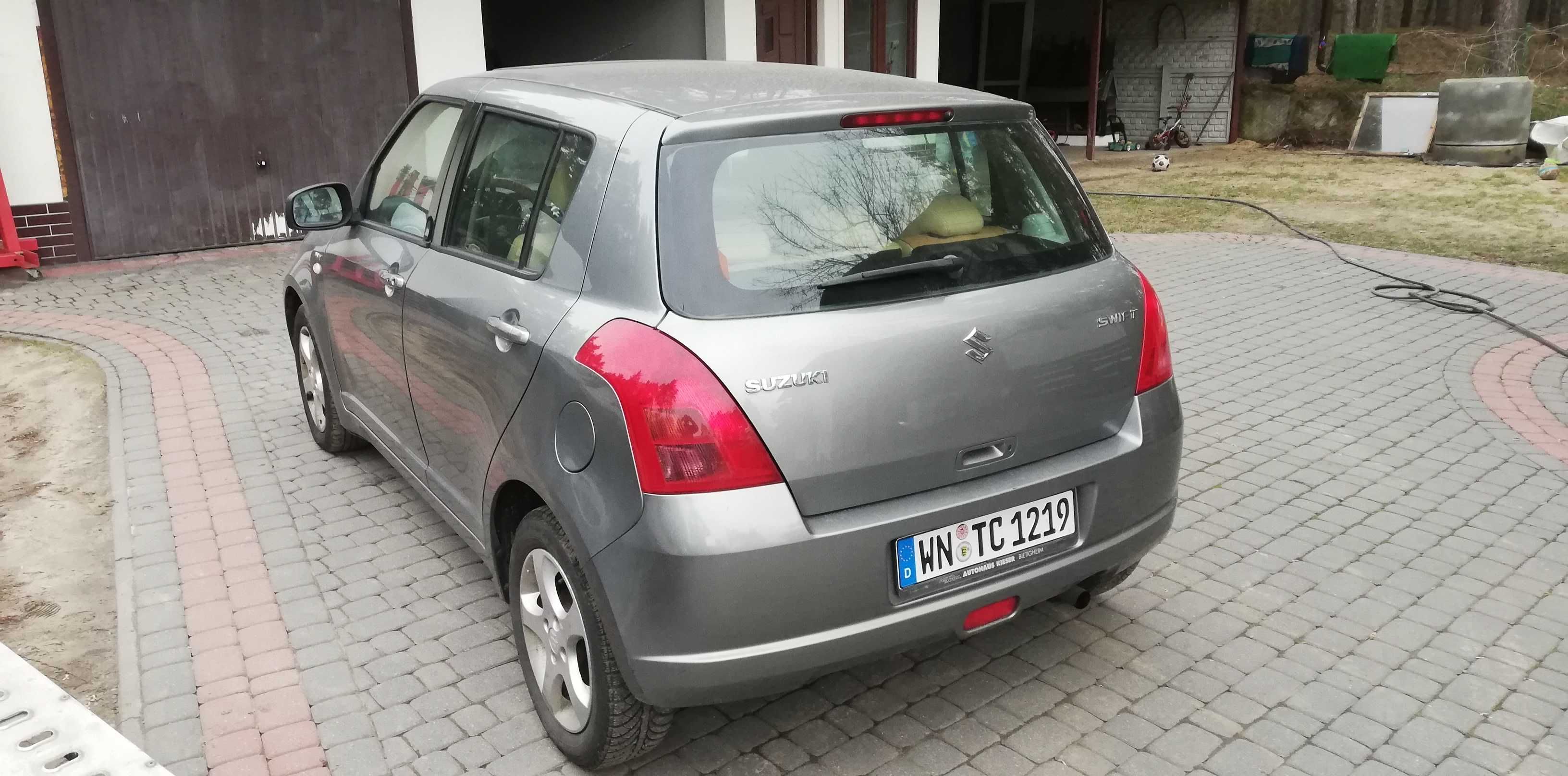 Suzuki Swift 1.5 benzyna klimatyzacja z NIEMIEC