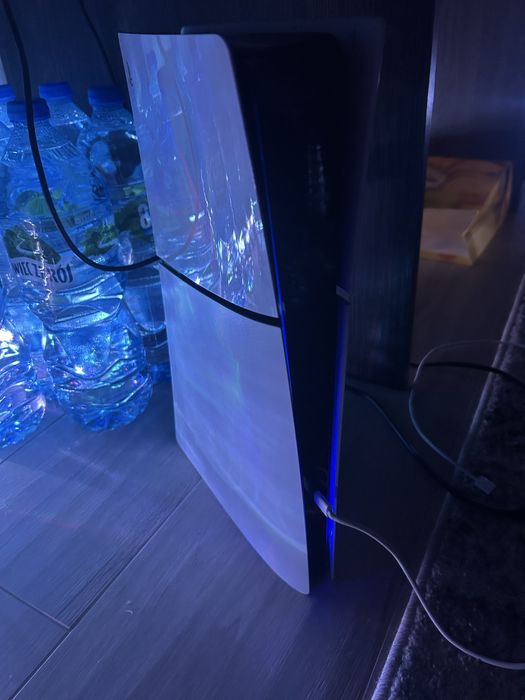 Sprzedam PlayStation 5 Slim 1TB