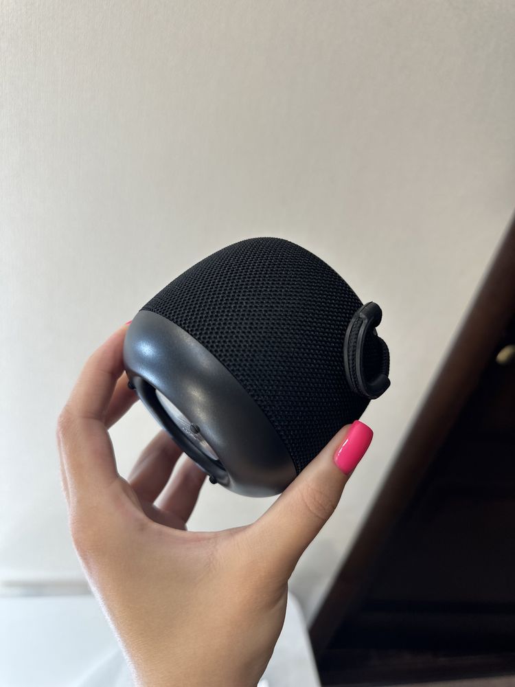 Продам якісну міні-колонку з Bluetooth