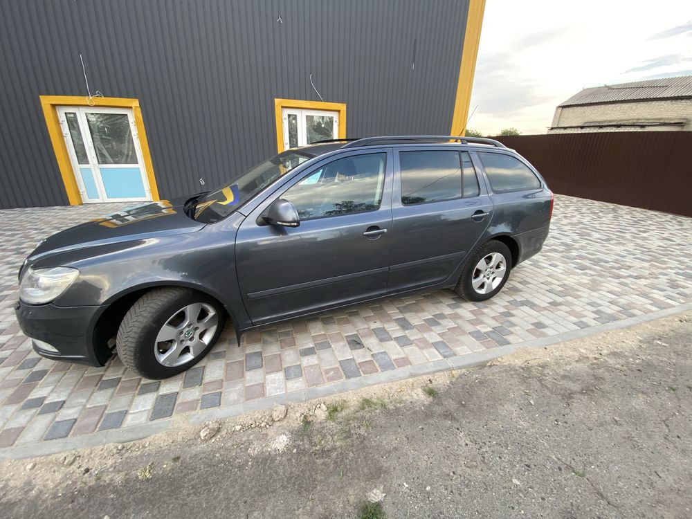 Skoda Octavia 1.9 tdi 2009 автомат