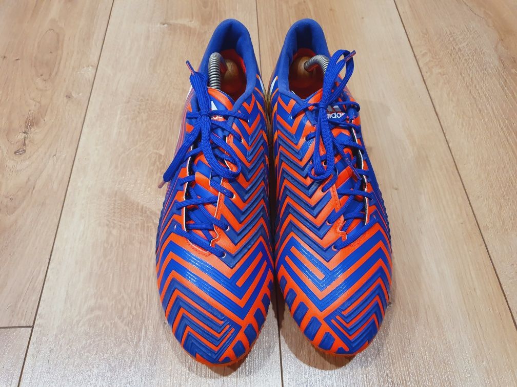 Profesjonalne korki Adidas Predator Instinct SG 43 1/3