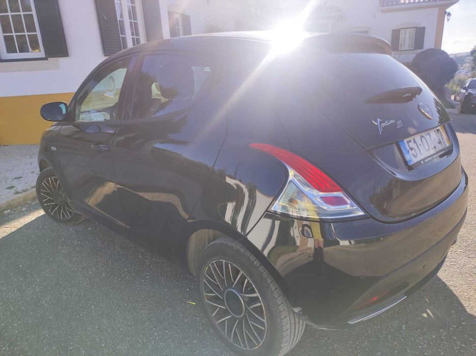 Lancia Ypsilon – Versão Desportiva | Económico, Fiável e Impecável!