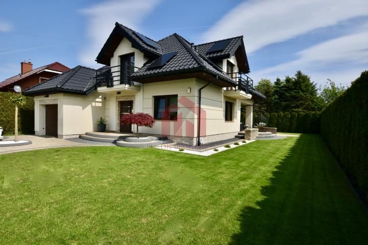 Wysoki standard DOM do zamieszkania z pełnym wyposażeniem