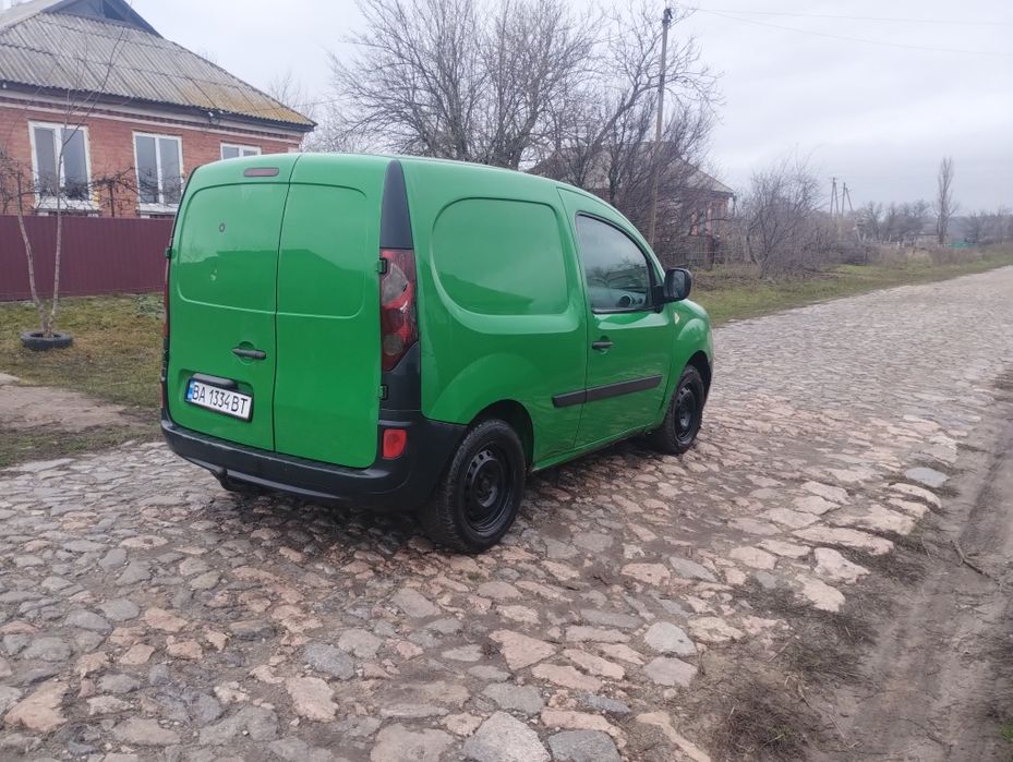 Автомобіль Рено кенго