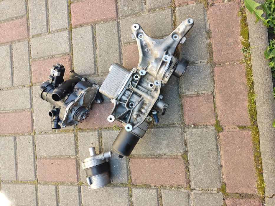 Audi 2.0 tfsi a4.a5.a6.Q3.Q5 06L903143D Кріплення генератора