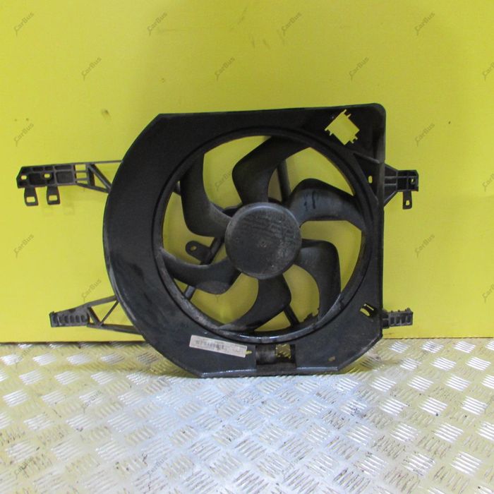 Вентилятор 2.0 Трафік 2 виваро охолодження основний Trafic 2 Vivaro