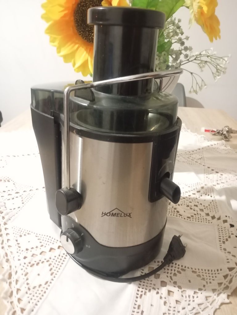 Centrifugadora / Extrator de Sumos Homelux OT-168 – 1400W