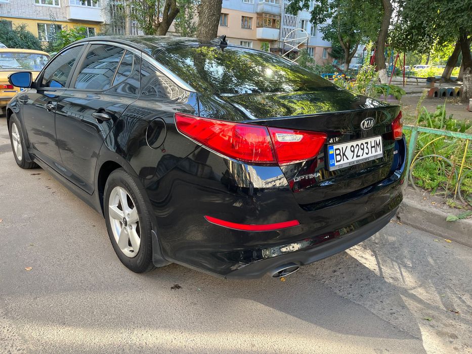 Kia optima 2014 2.4 tdi , бензин