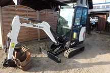 Bobcat  Minikoparka Bobcat E19 Long Arm