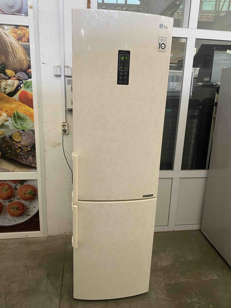 Холодильник  LG  No Frost.