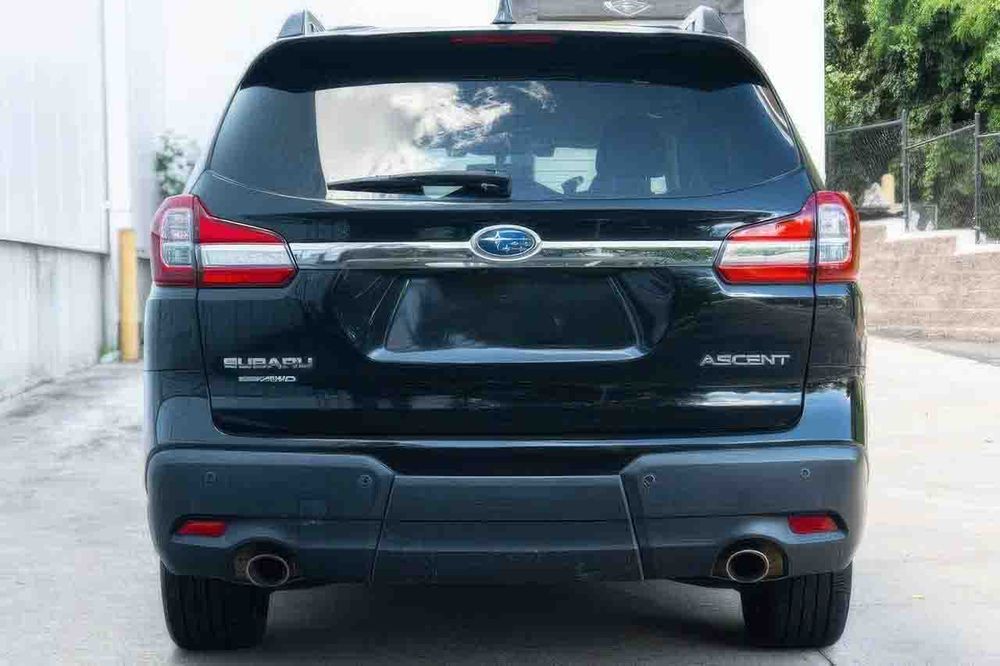 Subaru Ascent Premium 7-Passenger      2020