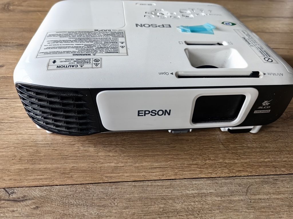 Projektor Epson H846B