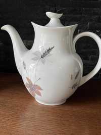 Dzbanek porcelana Royal Doulton Tumbling Leaves