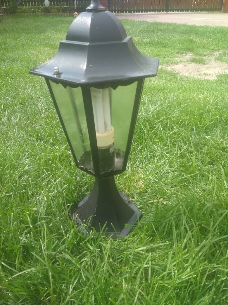 Lampki ogrodowe