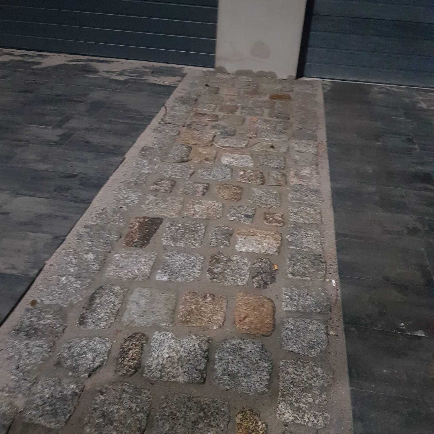 Kostka granitowa na sztuki rozmiary 18-20/23/25