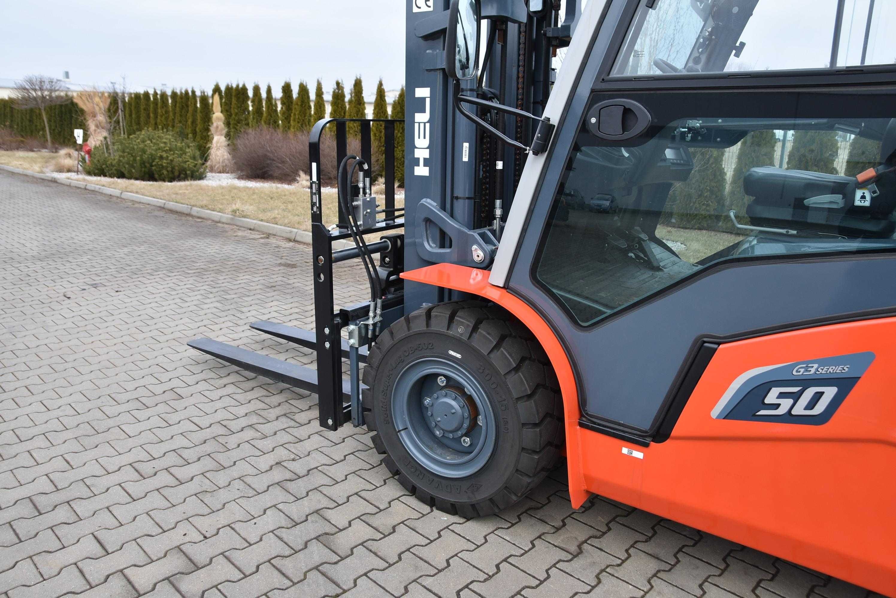 5,0 T 4,7 M Triplex Wózek Widłowy Heli Spalinowy LPG Nowy Kabina,