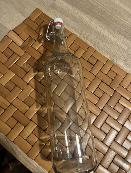 Butelki litrowe z kapslem do nalewek, lemoniady,soków - 6 szt