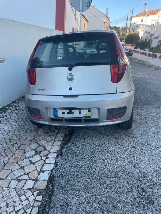 Carro batido , mas andamento