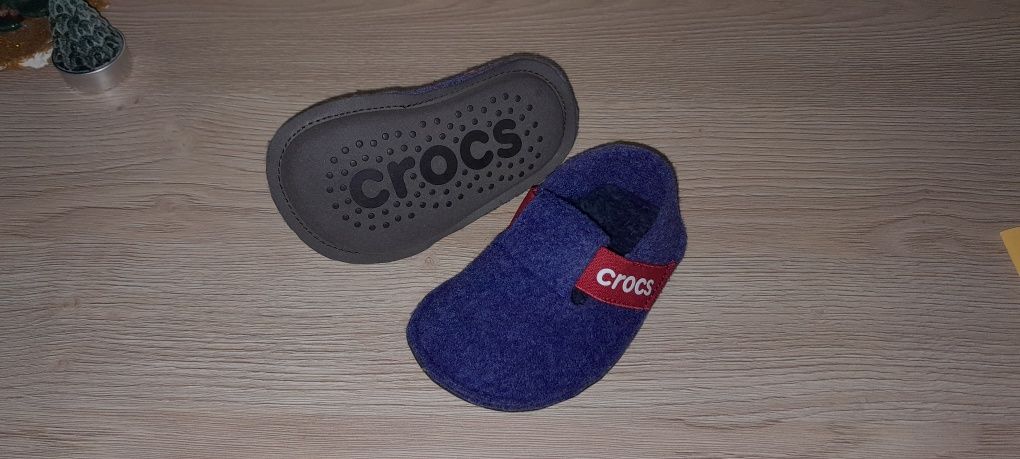 Pantufas crocs criança varios tamanhos