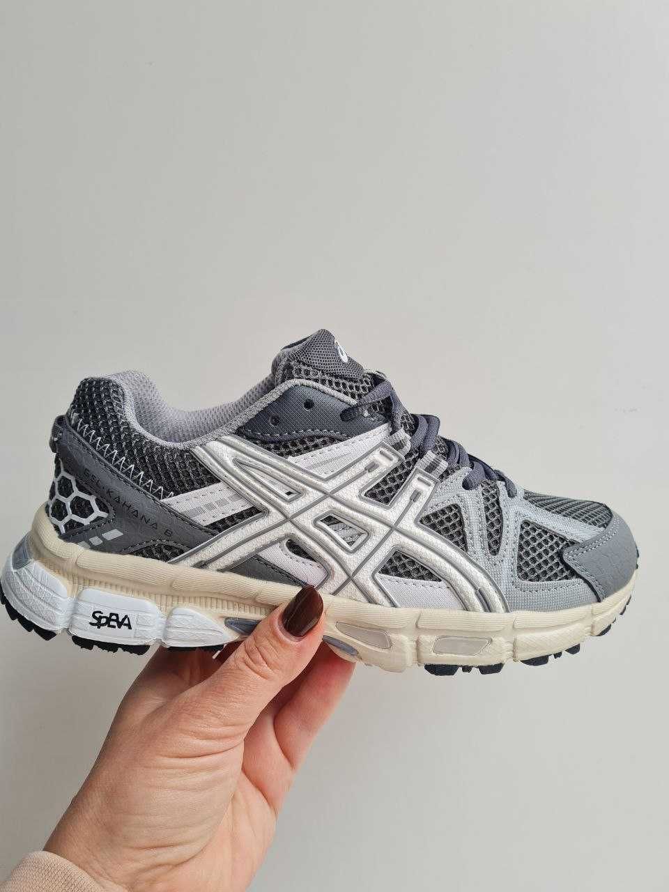 Чоловічі кросівки ASICS Gel-Kahana 8 сірий 9013 НОВИЗНА