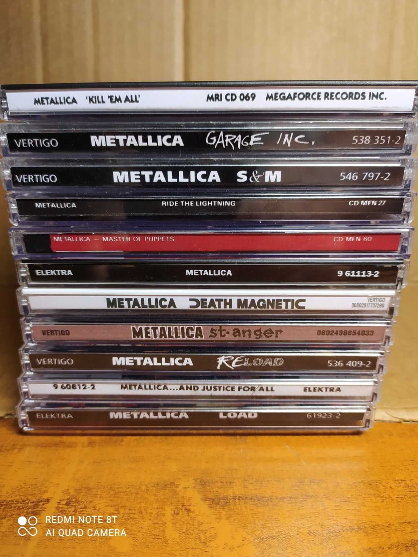 Коллекция CD группы Metallica