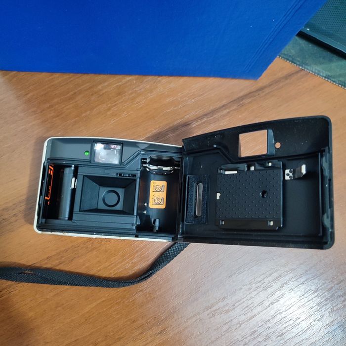 Nikon af240sv плівковий фотоапарат