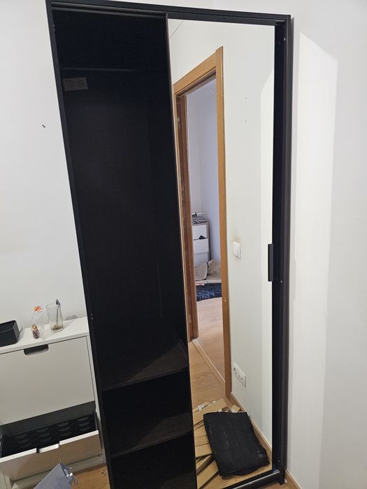 Ikea roupeiro com espelho