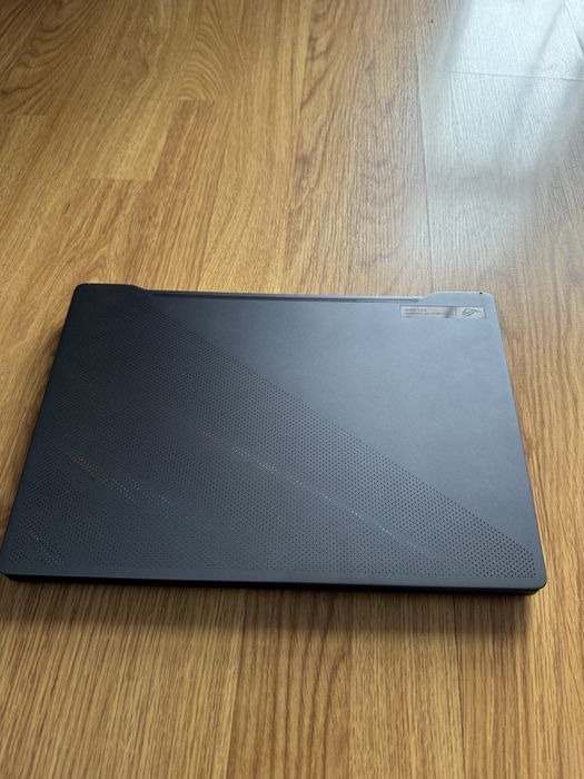 Portátil Gaming ASUS ROG Zephyrus G14