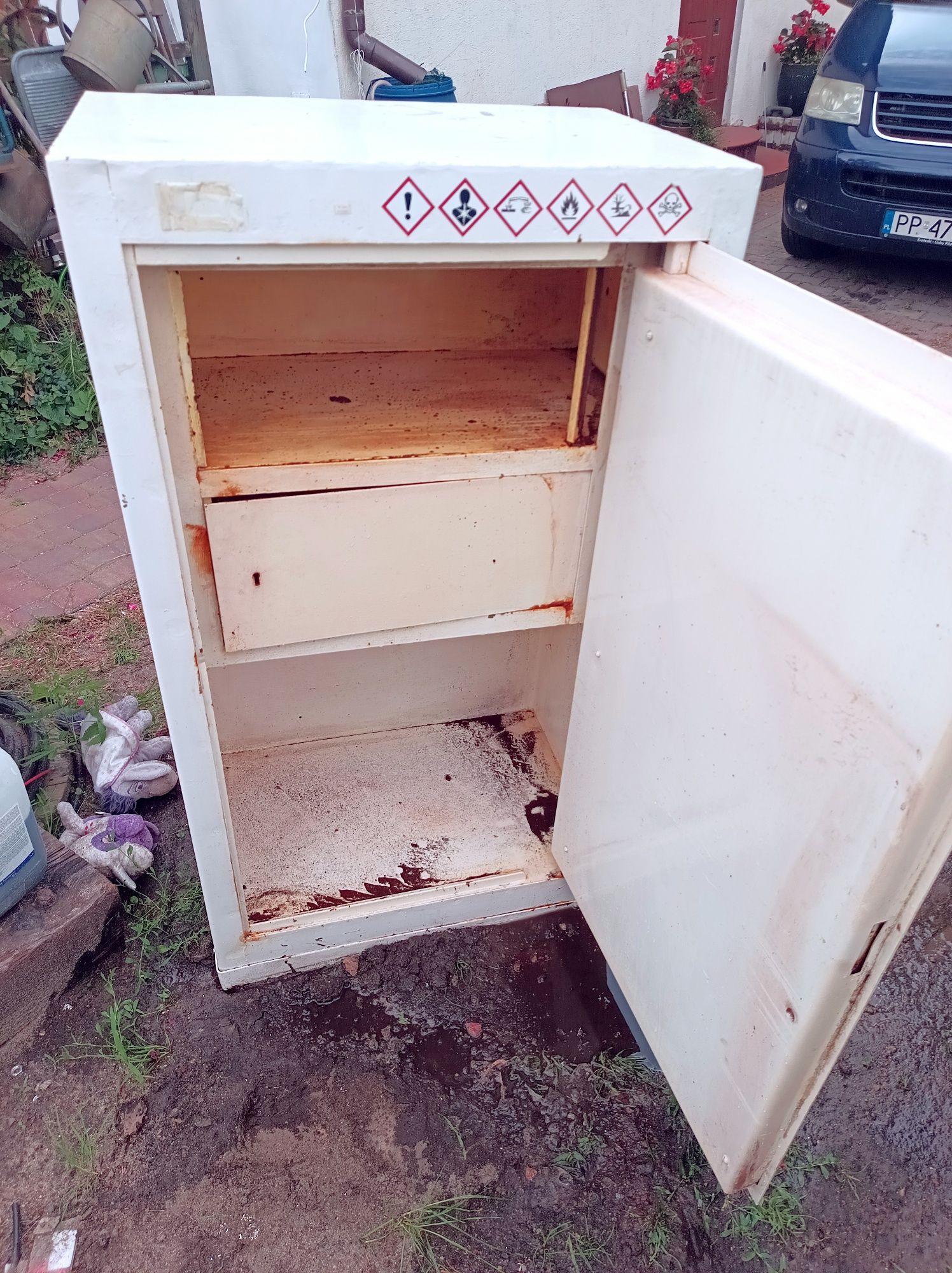 szafa pancerna z kluczami