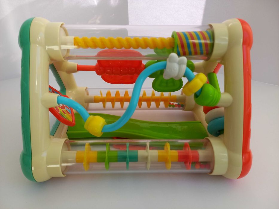 Torre Educacional de Actividades PlayGo