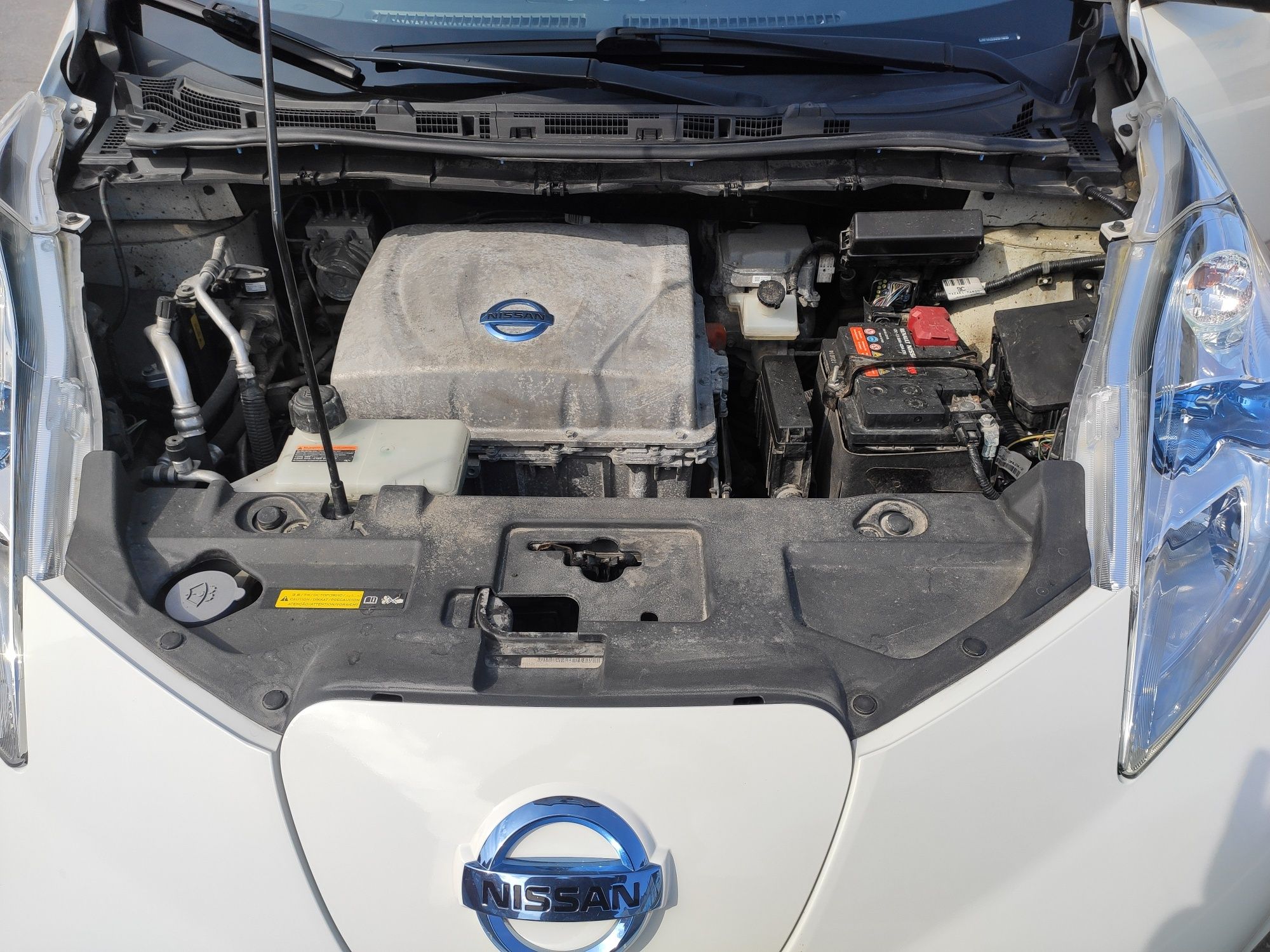 Nissan Leaf 2014 Tekna 87% SOH Ниссан Лиф электро