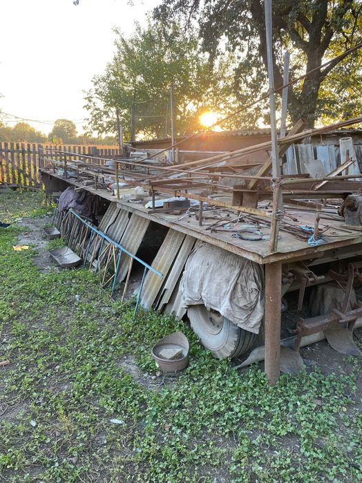 Продам    Бджолопавільйони і Платформу 7,5 м для бджіл