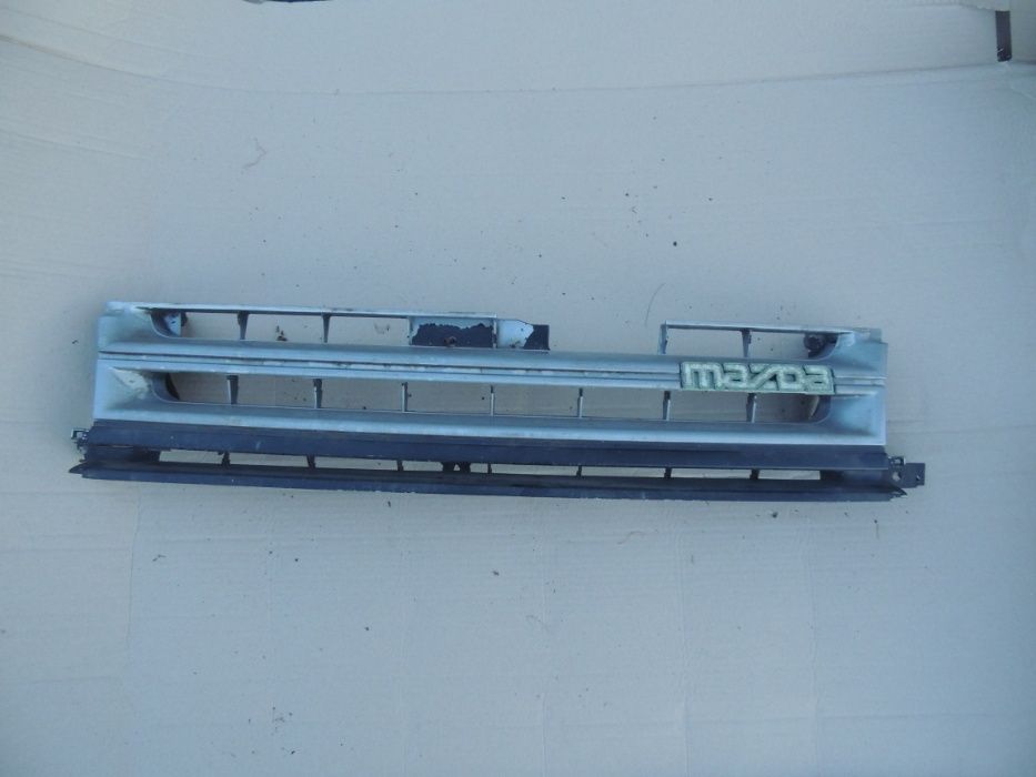Atrapa Grill Mazda MPV MP-V 1 I 89,90,91,92,93,94,95