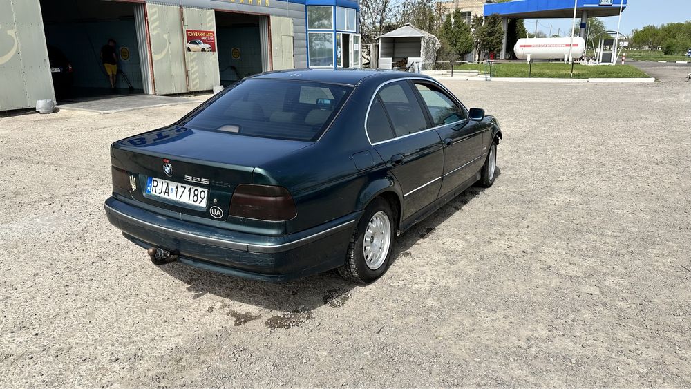 BMW е39 525  дизель 2.5