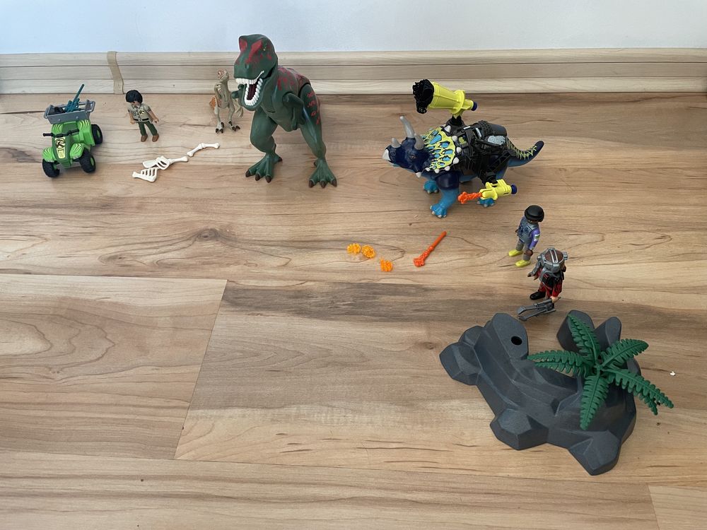 Playmobil 70632 i 70627 Dinozaury
