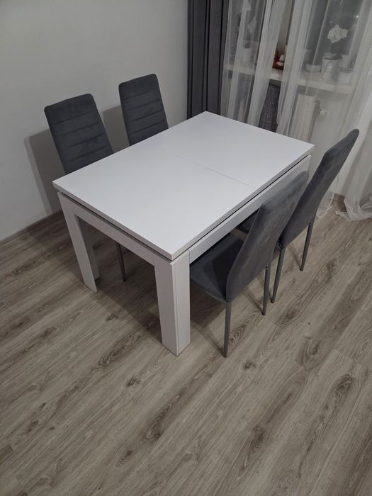 Stół z krzesłami 120x80 zestaw Rozkładany